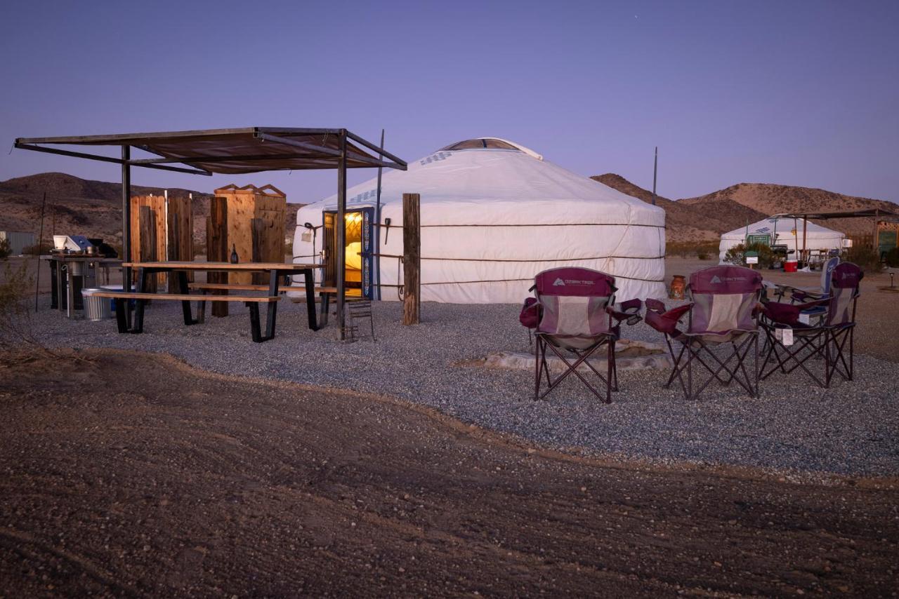 Family Style Star Gazing Yurt Hotel Twentynine Palms Luaran gambar